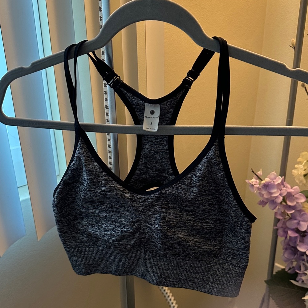 Yogalicious Black and Gray Sports Bra